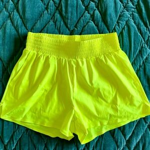 Zyia Active Neon Lime Finesse Shorts, Size L